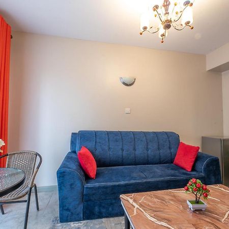 The Bliss - Lovely 1 Bedroom Apartment Located Near Trm Mall نيروبي المظهر الخارجي الصورة
