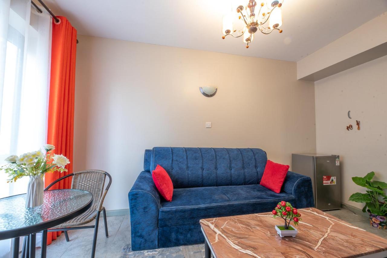 The Bliss - Lovely 1 Bedroom Apartment Located Near Trm Mall نيروبي المظهر الخارجي الصورة