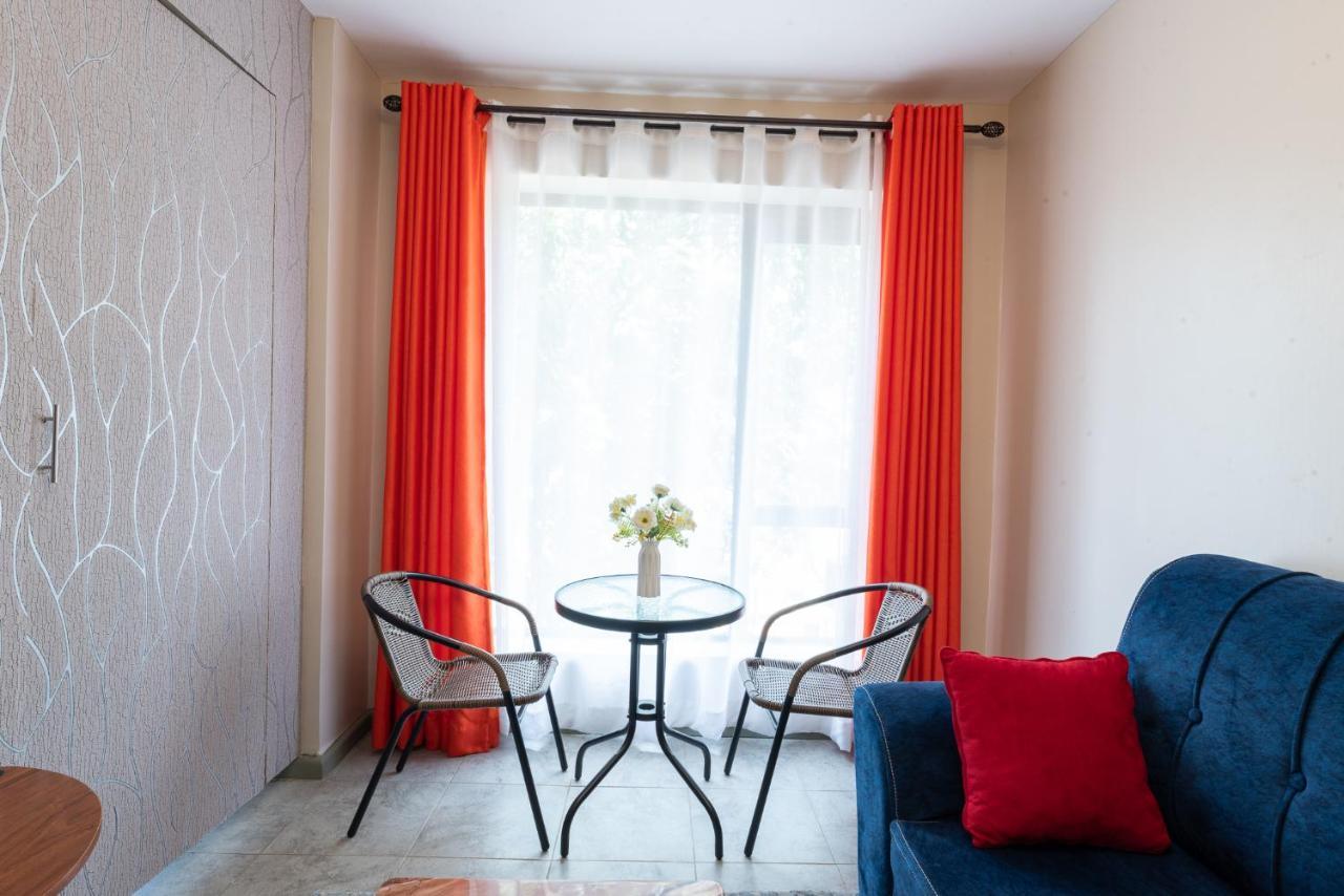 The Bliss - Lovely 1 Bedroom Apartment Located Near Trm Mall نيروبي المظهر الخارجي الصورة